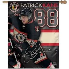 Patrick Kane #88 Chicago Blackhawks Wincraft Vertical Flag - 27" x 37"