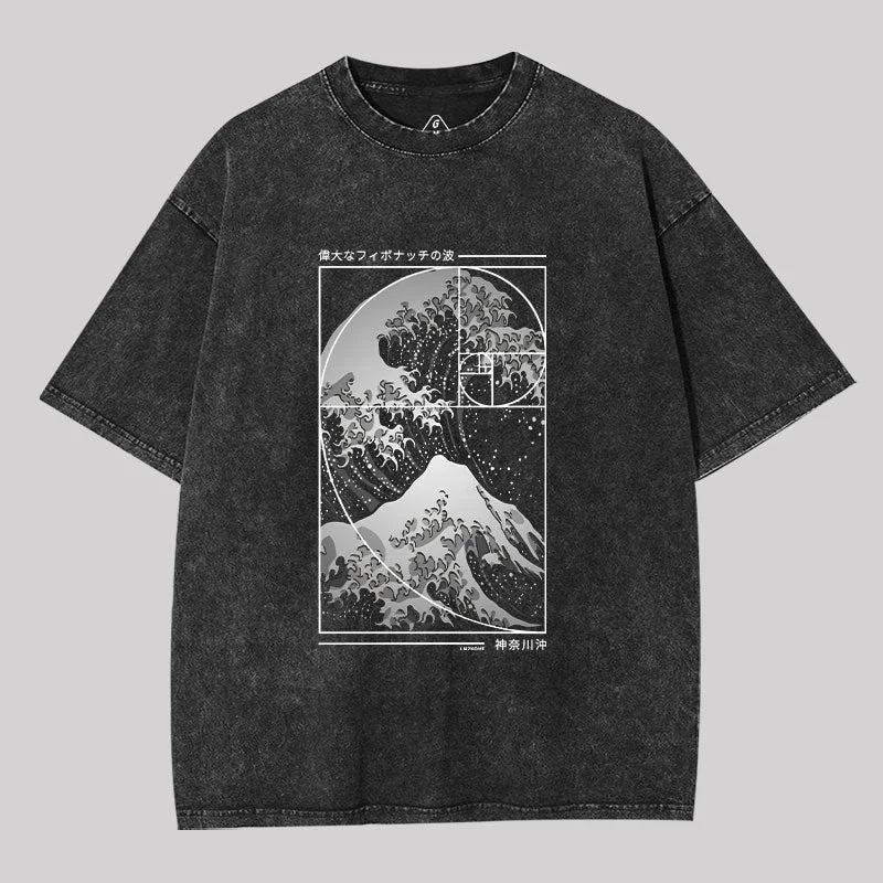 The Great Wave Of Fibonacci Spiral Washed T-shirt