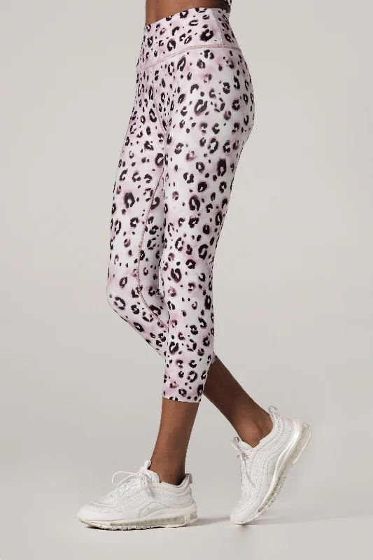 Camila Cropped Front Pocket Legging Cheetah Glow